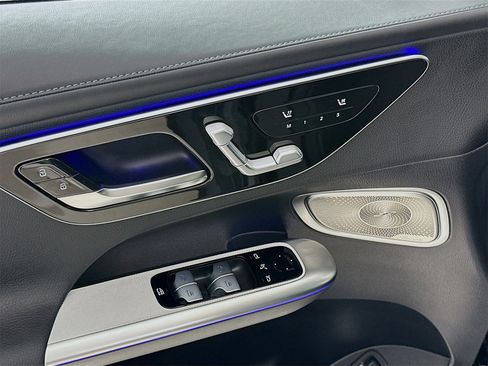 New 2026 Mercedes-Benz GLC 300 image 19