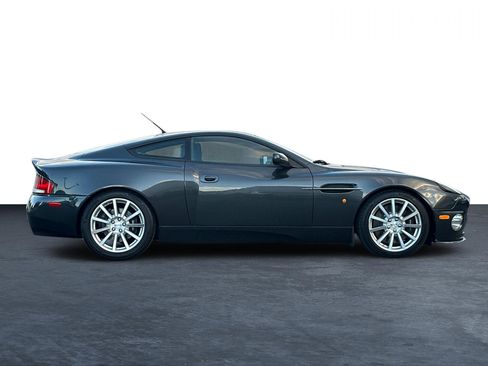 Used 2006 Aston Martin Vanquish S image 28
