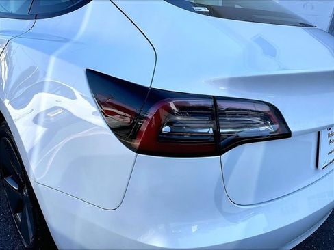 Used 2023 Tesla Model 3 Standard Range RWD image 31
