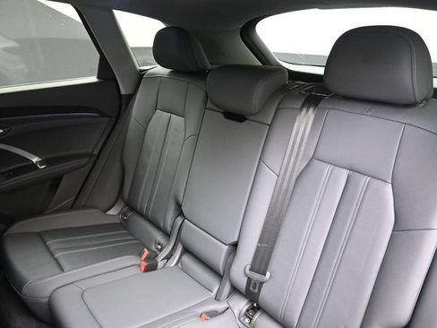 Used 2025 Audi Q5 Premium Plus w/ Premium Plus AWD/4WD image 20