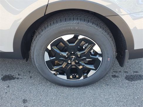 New 2026 Kia Sorento S w/ S Panoramic Sunroof Package image 39