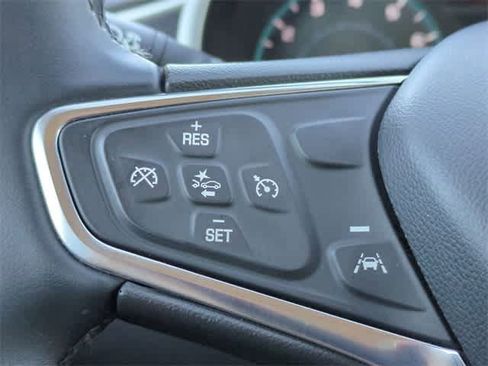 Used 2023 Chevrolet Malibu LT image 24