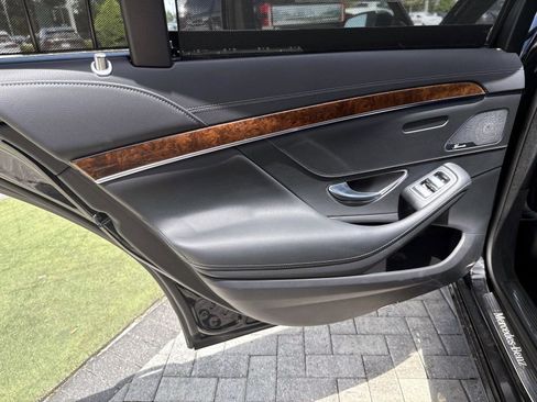 Certified 2015 Mercedes-Benz S 550 Sedan image 11