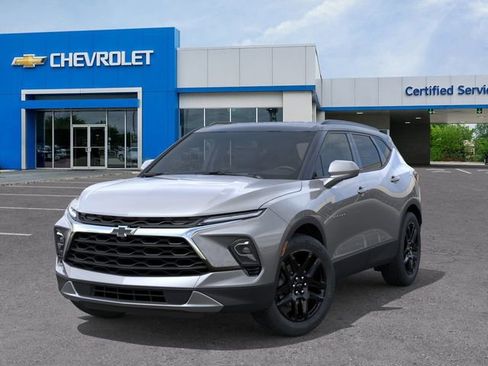 New 2026 Chevrolet Blazer LT w/ Convenience Package FWD image 6