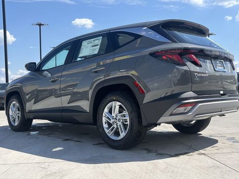 New 2026 Hyundai Tucson SE image 7