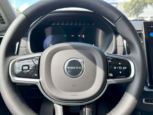 Used 2026 Volvo XC90 B6 Ultra w/ Lounge Package image 20