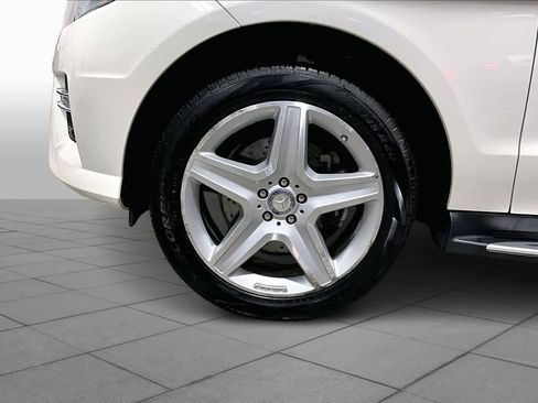 Used 2015 Mercedes-Benz ML 400 4MATIC image 11