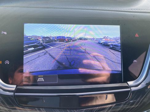 Used 2025 Cadillac XT6 Premium Luxury image 28