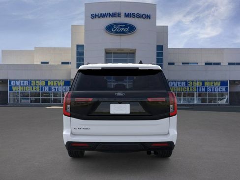 New 2025 Ford Expedition Platinum w/ Stealth Performance Package AWD/4WD image 5