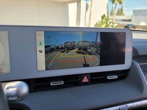 Used 2024 Hyundai Ioniq 5 SEL RWD image 18