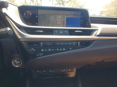 Used 2020 Lexus ES 350 w/ Premium Package image 26