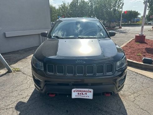 Used 2018 Jeep Compass Trailhawk AWD/4WD image 2