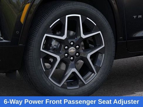 New 2026 Chevrolet Traverse High Country w/ LPO, Floor Liner Package image 10