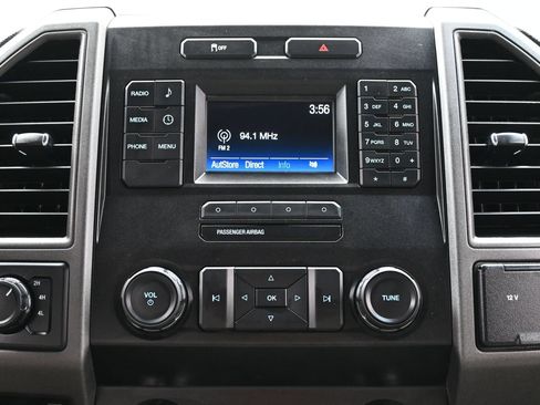 Used 2019 Ford F250 XL w/ Power Equipment Group AWD/4WD image 29