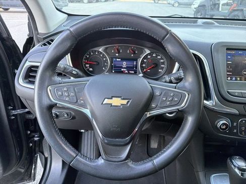 Used 2021 Chevrolet Equinox LT FWD image 18