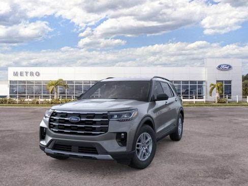 New 2026 Ford Explorer Active w/ Active Comfort Package RWD image 2