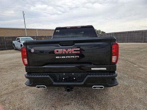 New 2026 GMC Sierra 1500 Elevation image 4