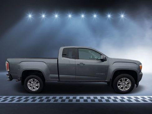 Used 2019 GMC Canyon SLE w/ SLE Convenience Package image 2