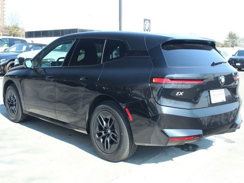 New 2026 BMW iX xDrive60 image 5