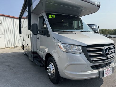Used 2019 Mercedes-Benz Sprinter 170 image 3