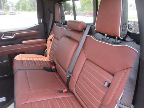 New 2026 GMC Sierra 1500 Denali Ultimate AWD/4WD image 16