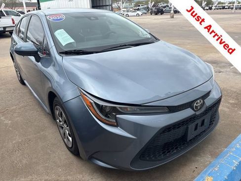 Used 2020 Toyota Corolla LE image 3