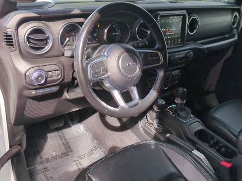 Used 2022 Jeep Wrangler Unlimited Rubicon 4xe w/ Cold Weather Group image 10