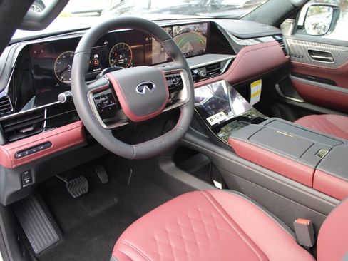 New 2026 INFINITI QX80 Autograph w/ Premium Cargo Package image 4