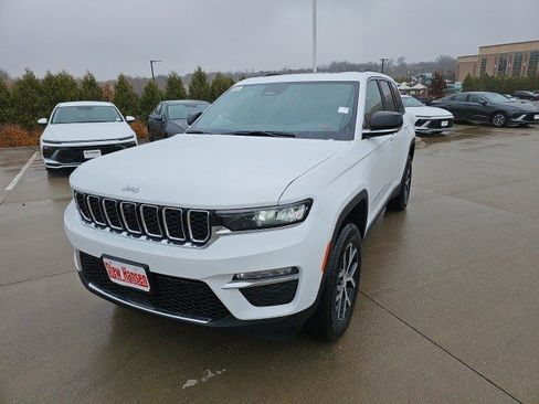 New 2025 Jeep Grand Cherokee Limited w/ Luxury Tech Group II image 1