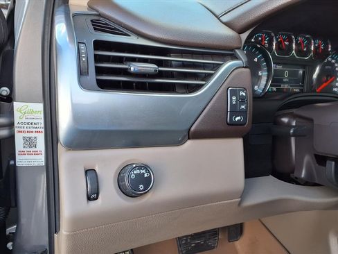 Used 2019 Chevrolet Tahoe LT image 27