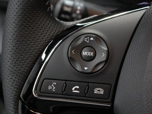 New 2025 Mitsubishi Eclipse Cross Black Edition image 9