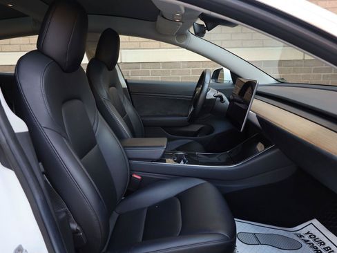 Used 2018 Tesla Model 3 Long Range RWD image 26