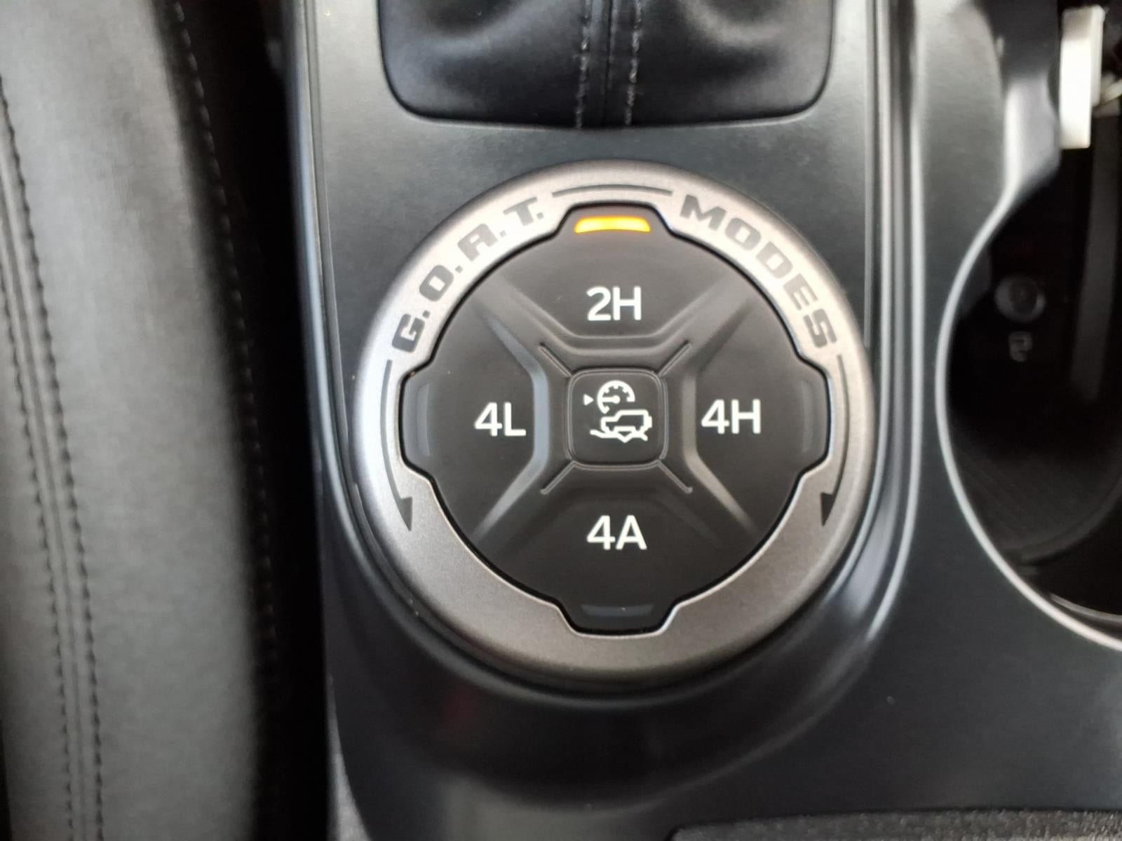 Used 2024 Ford Bronco Big Bend w/ Sasquatch Package AWD/4WD image 25
