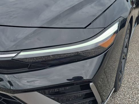 New 2026 Hyundai Elantra N Line FWD image 11