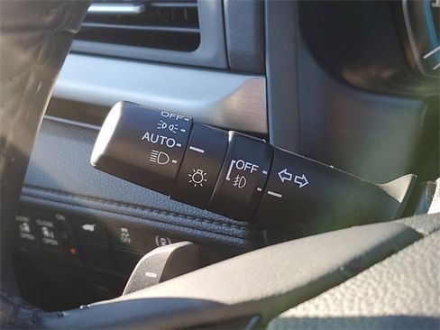 Used 2024 Honda Odyssey Touring image 25