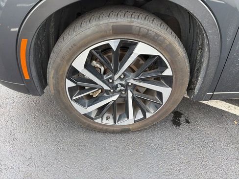 Used 2024 Mitsubishi Outlander SE image 10