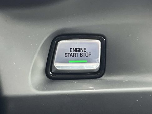 Used 2019 Chevrolet Camaro ZL1 image 30