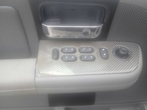 Used 2005 Ford F150 XL RWD image 24