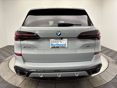 New 2026 BMW X5 xDrive40i w/ M Sport Package AWD/4WD image 15