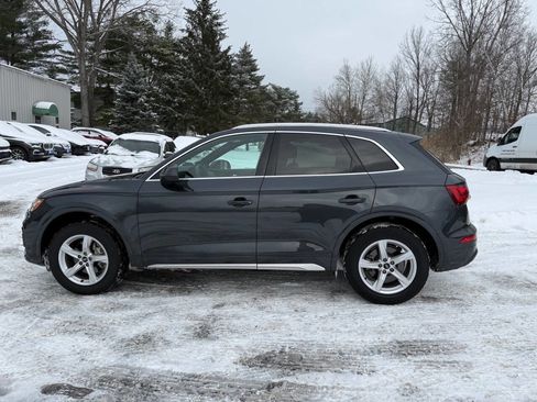 Used 2023 Audi Q5 2.0T Premium w/ Convenience Package image 11