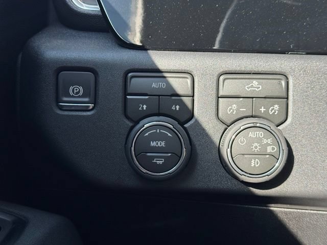 New 2026 Chevrolet Silverado 1500 RST w/ RST Select Package AWD/4WD image 29