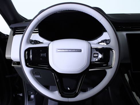 New 2026 Land Rover Range Rover Sport Dynamic SE AWD/4WD image 17