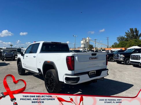 New 2026 GMC Sierra 2500 Denali w/ Denali Reserve Package image 9