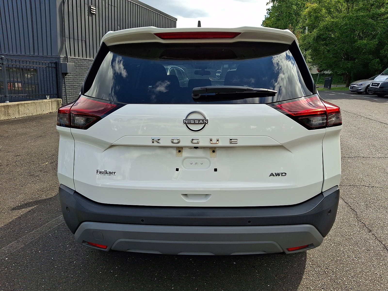Certified 2023 Nissan Rogue S AWD/4WD image 5