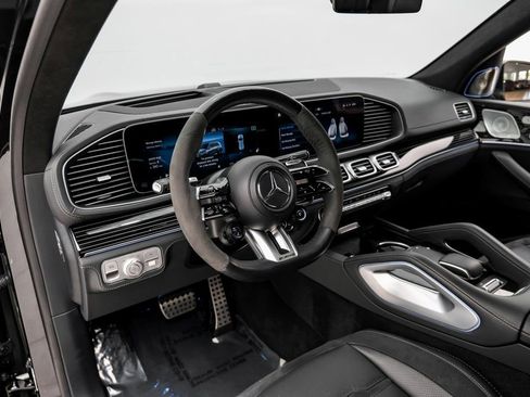 Used 2024 Mercedes-Benz GLS 63 AMG 4MATIC image 6
