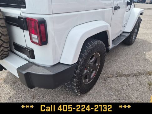 Used 2016 Jeep Wrangler Sahara w/ Connectivity Group AWD/4WD image 17