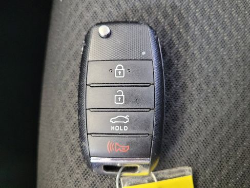 Used 2018 Kia Optima LX FWD image 32