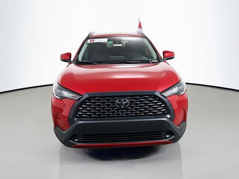 Certified 2022 Toyota Corolla Cross LE image 2