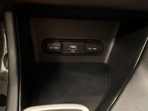 Used 2020 Kia Sportage LX AWD/4WD image 15