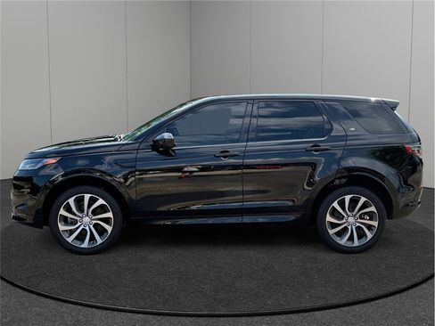 Used 2022 Land Rover Discovery Sport SE R-Dynamic image 4